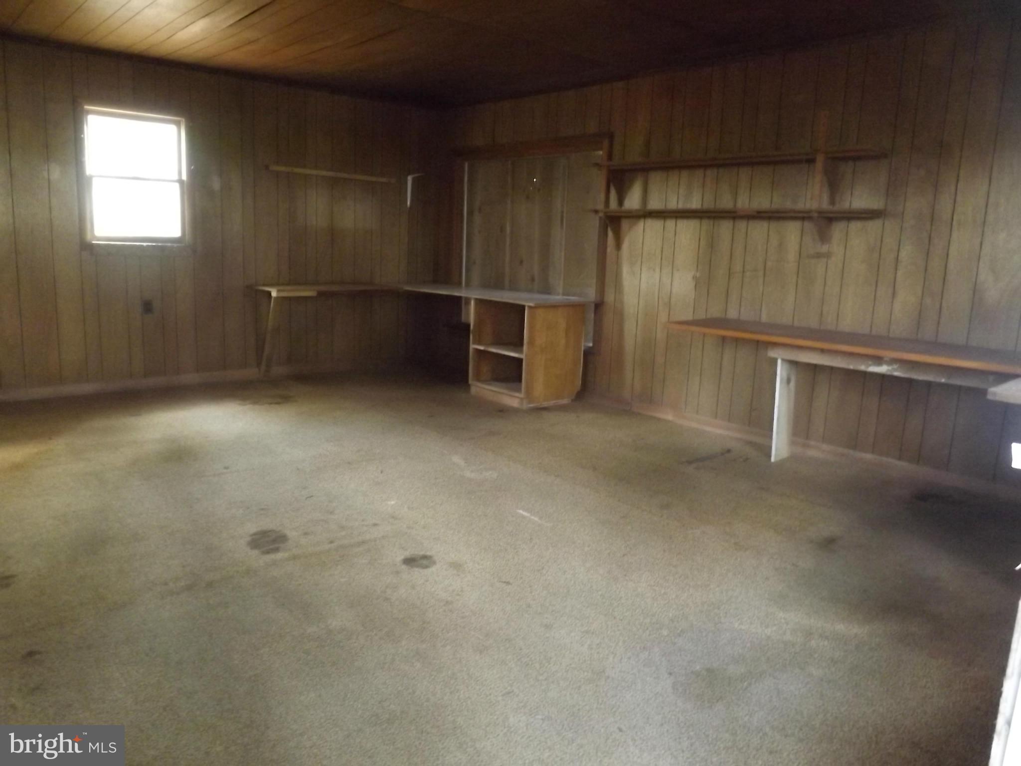 5633 Springdale Road East New Market, MD 21631 - Photo 24 of 30 Interior of workshop