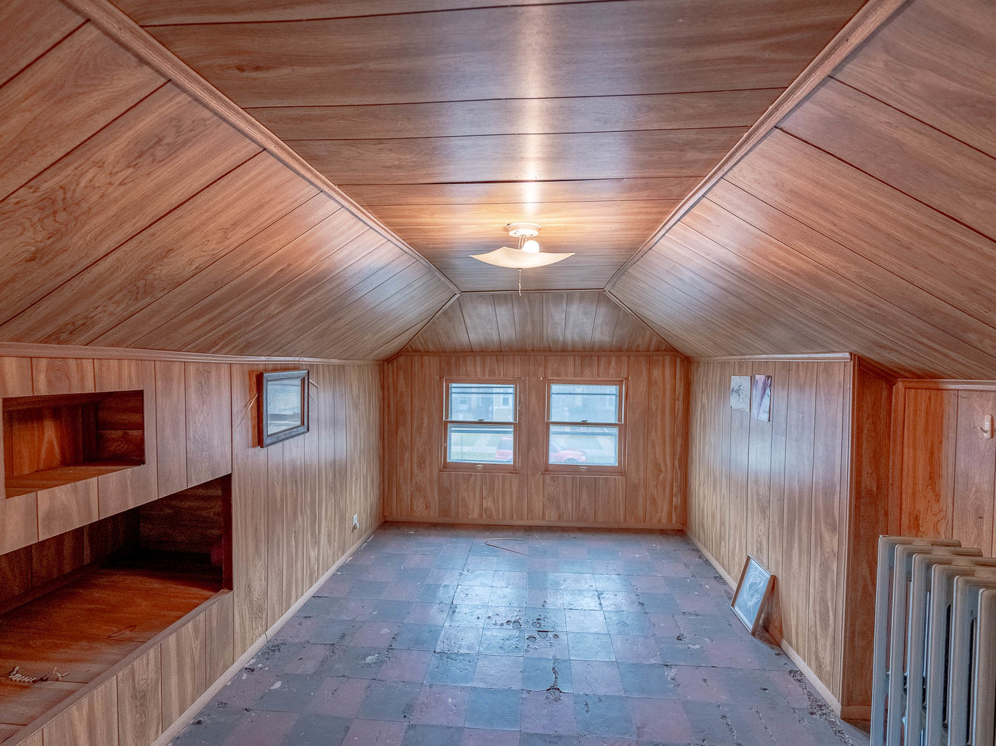 5238 West Wolfram Street Chicago, IL 60641 - Photo 11 of 15 a view of entryway