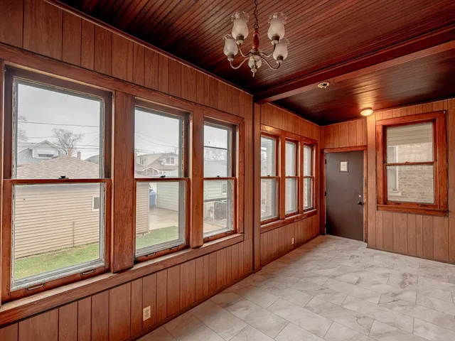 $409,900 | 5238 West Wolfram Street, Chicago, IL 60641