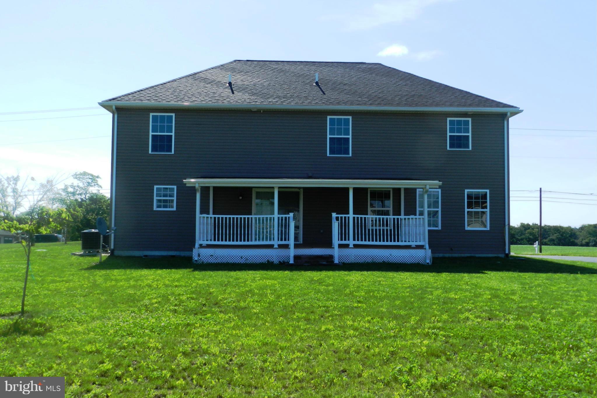 Exterior (Rear)