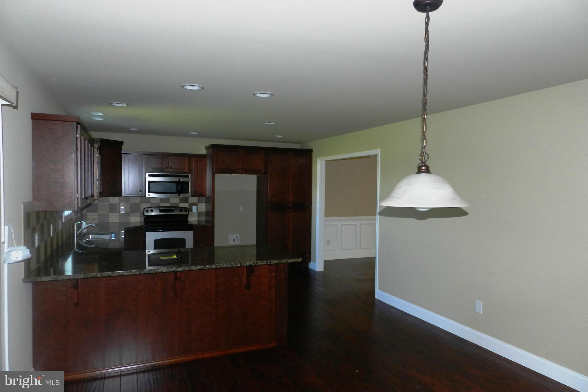 1709 Warm Spring Road Chambersburg, PA 17202 - Photo 8 of 24 Interior (General)