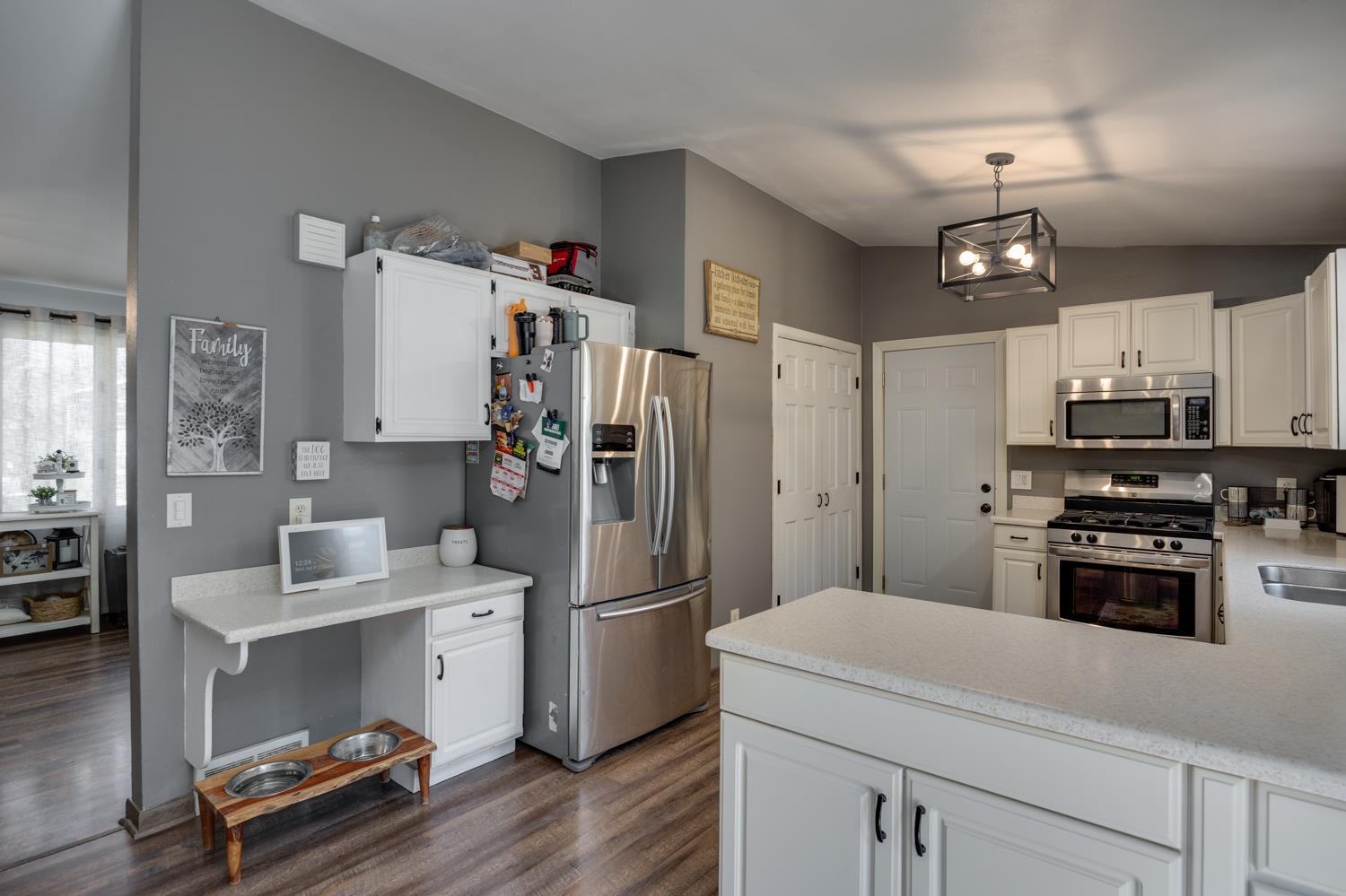 4709 Hamlet Place Madison, WI 53714 - Photo 10 of 31