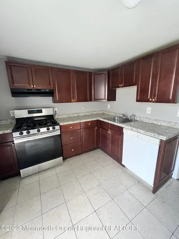 $3,700 | 22 Borden Avenue, Asbury Park, NJ 07712