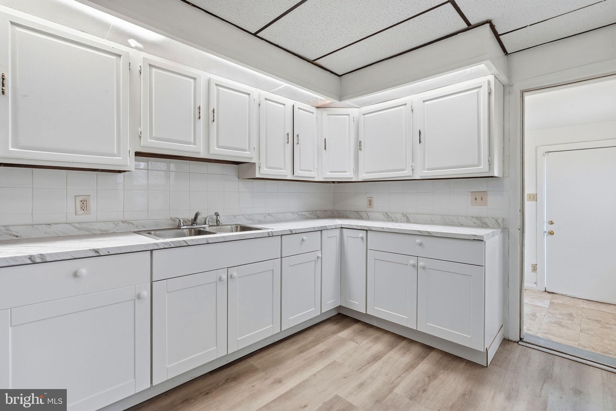 348 Valley Road Coatesville, PA 19320 - Photo 10 of 24