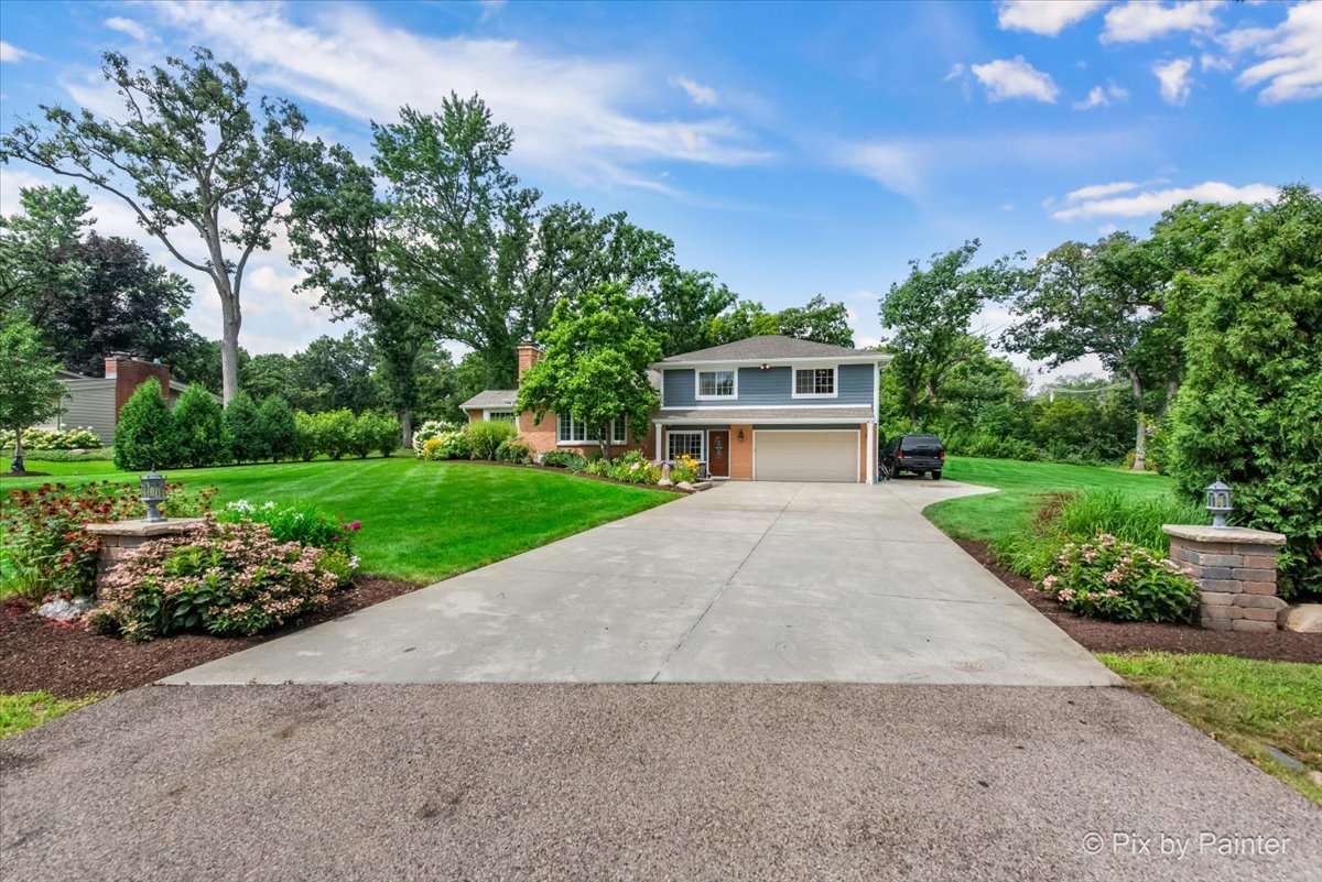 4603 Wild Cherry Road Crystal Lake, IL 60012 - Photo 4 of 48 Gallery Image 4