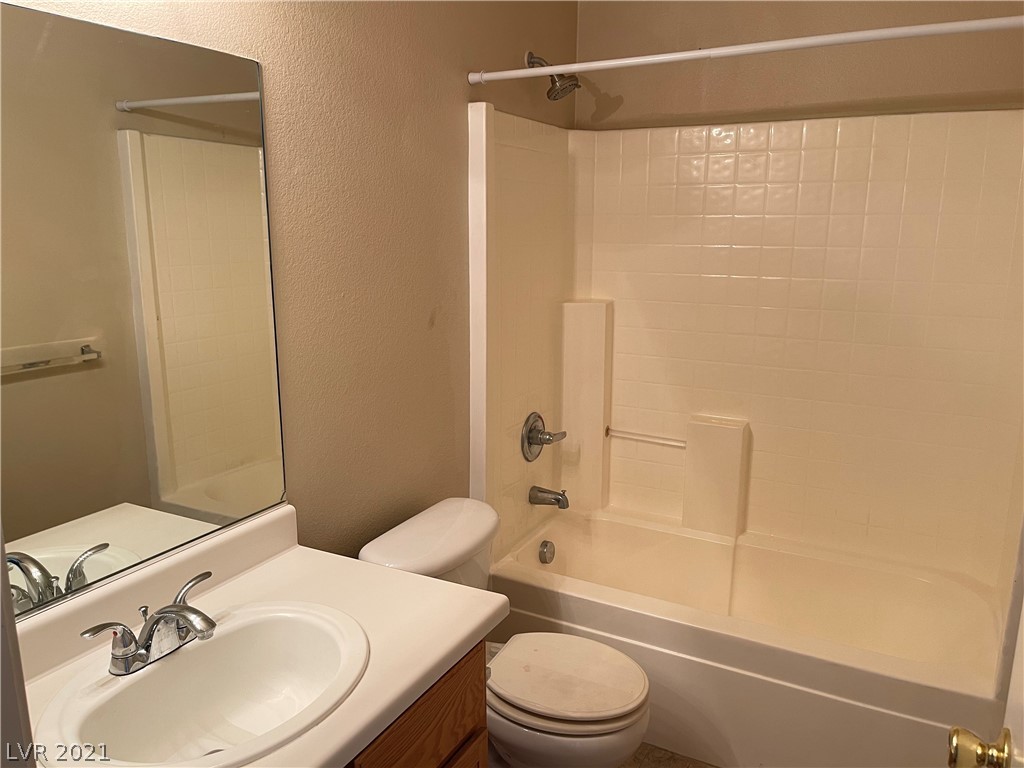784 Spotted Eagle Street Henderson, NV 89015 - Photo 12 of 16