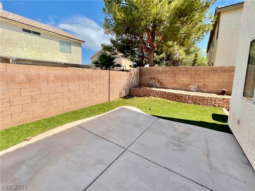 784 Spotted Eagle Street Henderson, NV 89015 - Photo 14 of 16