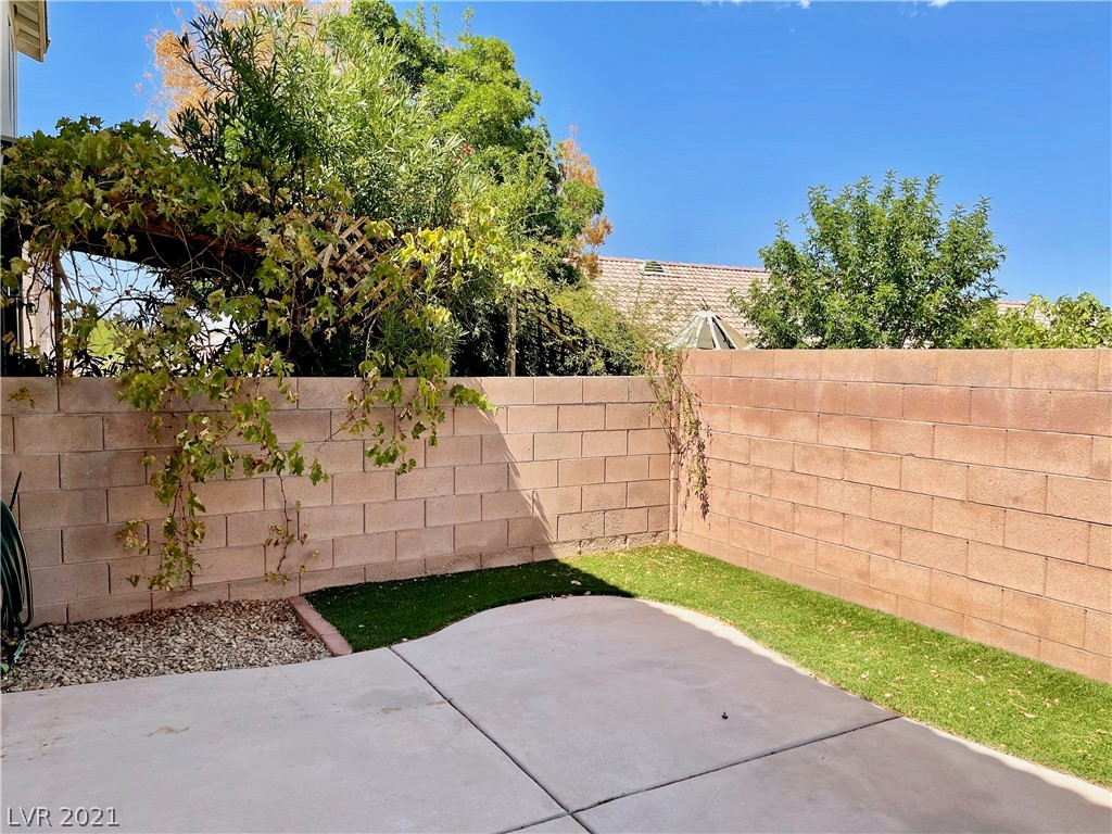 784 Spotted Eagle Street Henderson, NV 89015 - Photo 15 of 16