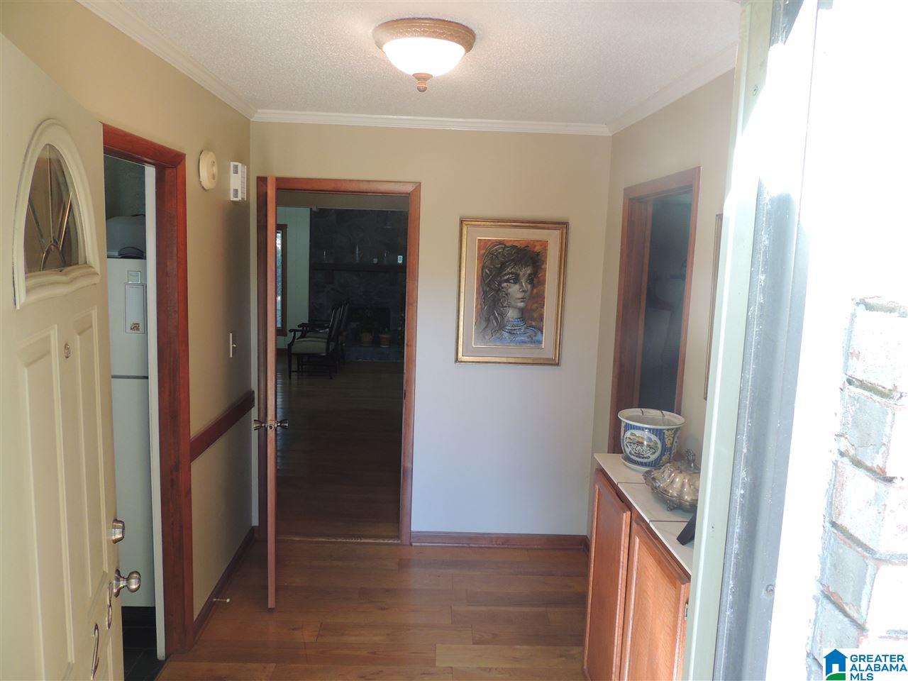 3228 Greendale Road Birmingham, AL 35243 - Photo 5 of 24