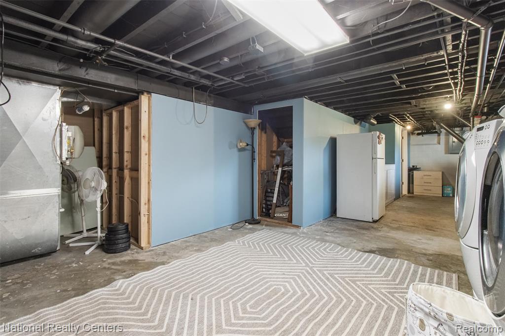 3857 Ellisia Road Commerce Township, MI 48382 - Photo 35 of 51 Gallery Image 35