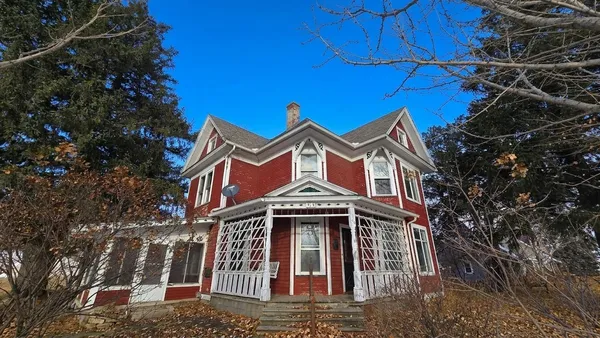 $60,000 | 315 West Newburg Avenue, Mabel, MN 55954