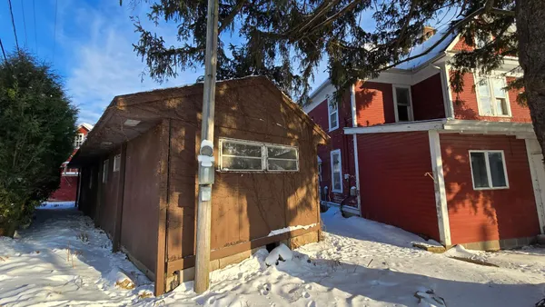 $60,000 | 315 West Newburg Avenue, Mabel, MN 55954