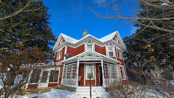 $60,000 | 315 West Newburg Avenue, Mabel, MN 55954