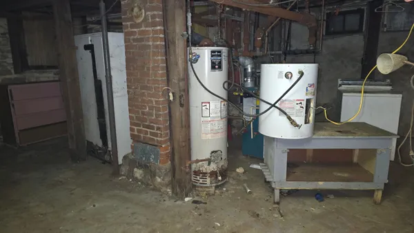 $60,000 | 315 West Newburg Avenue, Mabel, MN 55954