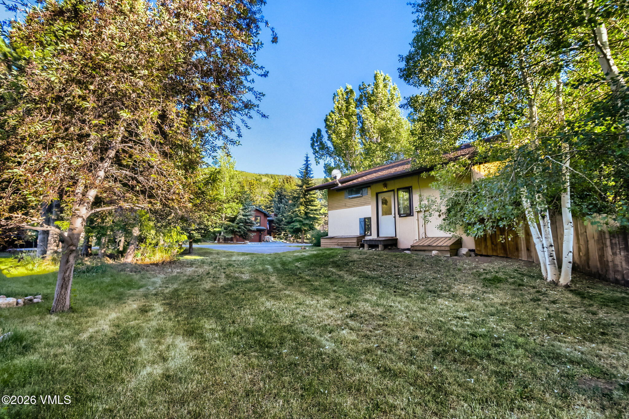 87 Deer Run Eagle-Vail, CO 81620 - Photo 28 of 36 87 deer run - MLS Sized - 010 - 10 Exter