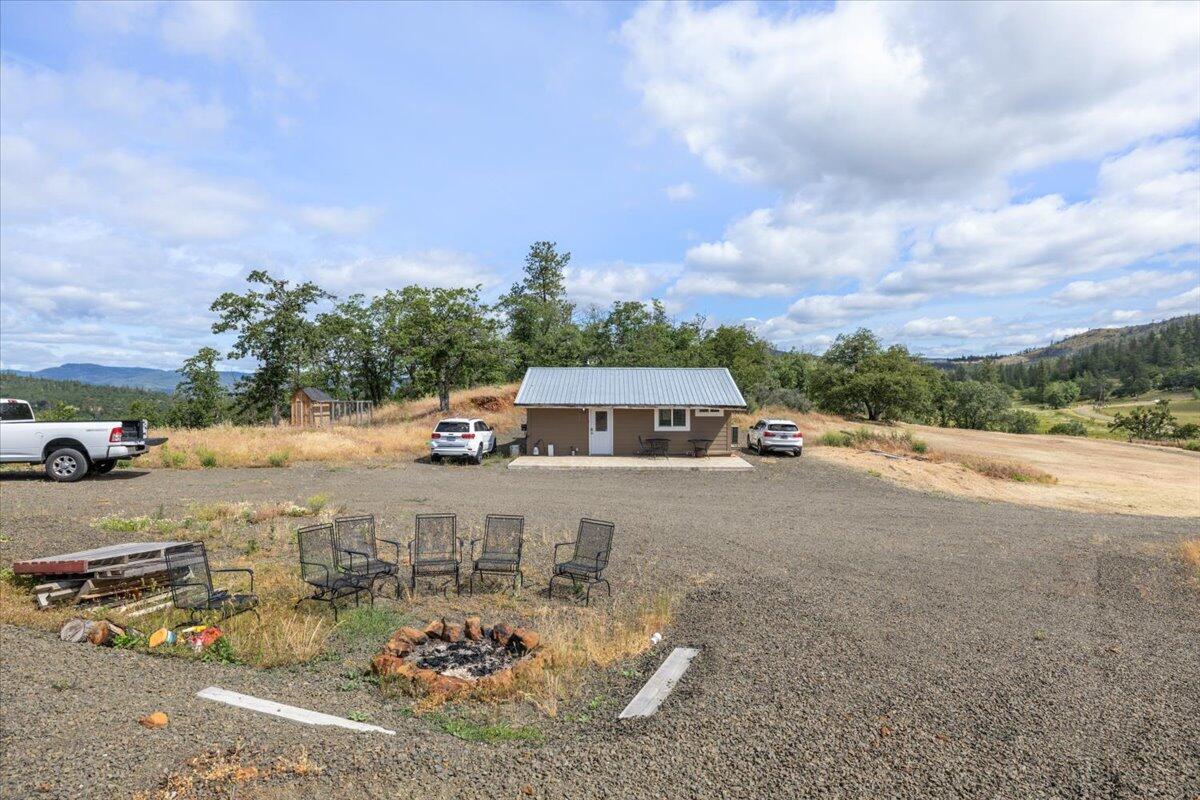 1510 Ball Road Eagle Point, OR 97524 - Photo 22 of 38 04-D9A0141