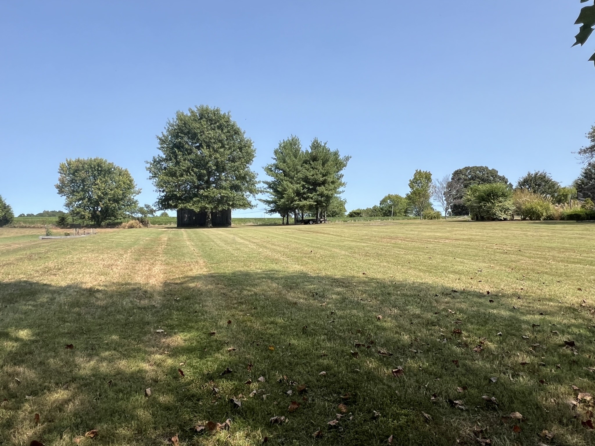676 Old Gallatin Road Portland, TN 37148 - Photo 17 of 54 a view of an ocean and trees