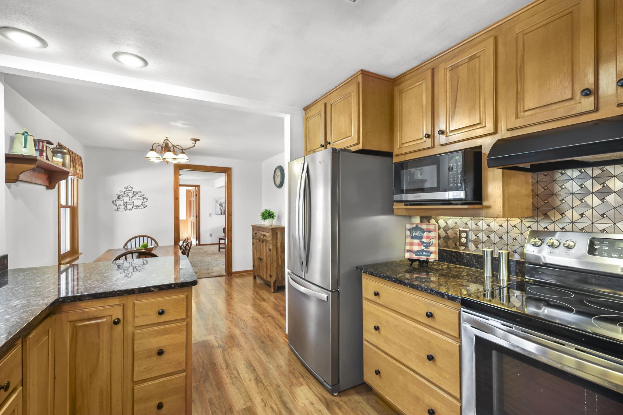 10819 Highway 14 Brooklyn, WI 53521 - Photo 12 of 54