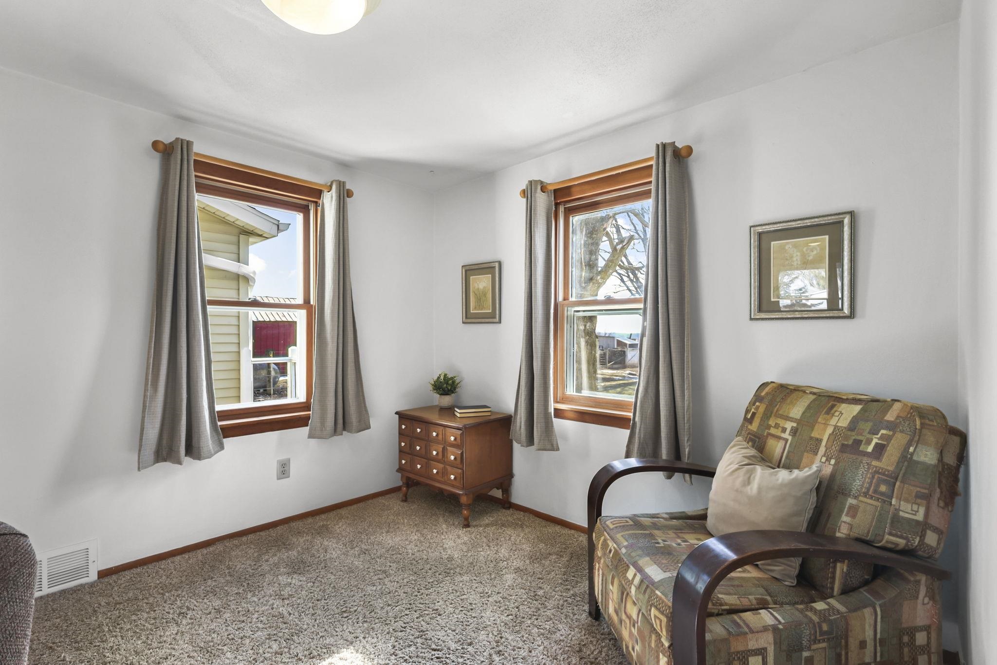 10819 Highway 14 Brooklyn, WI 53521 - Photo 19 of 54