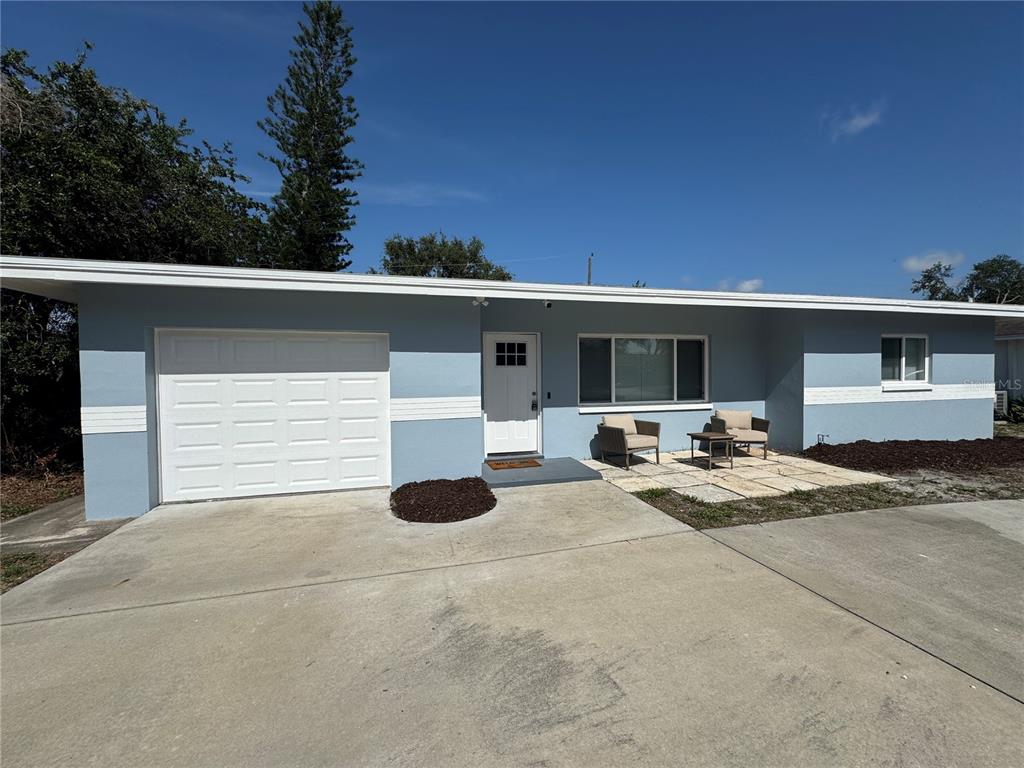 814 19th Street Southwest Largo, FL 33770 - Photo 1 of 1 Gallery Image 1