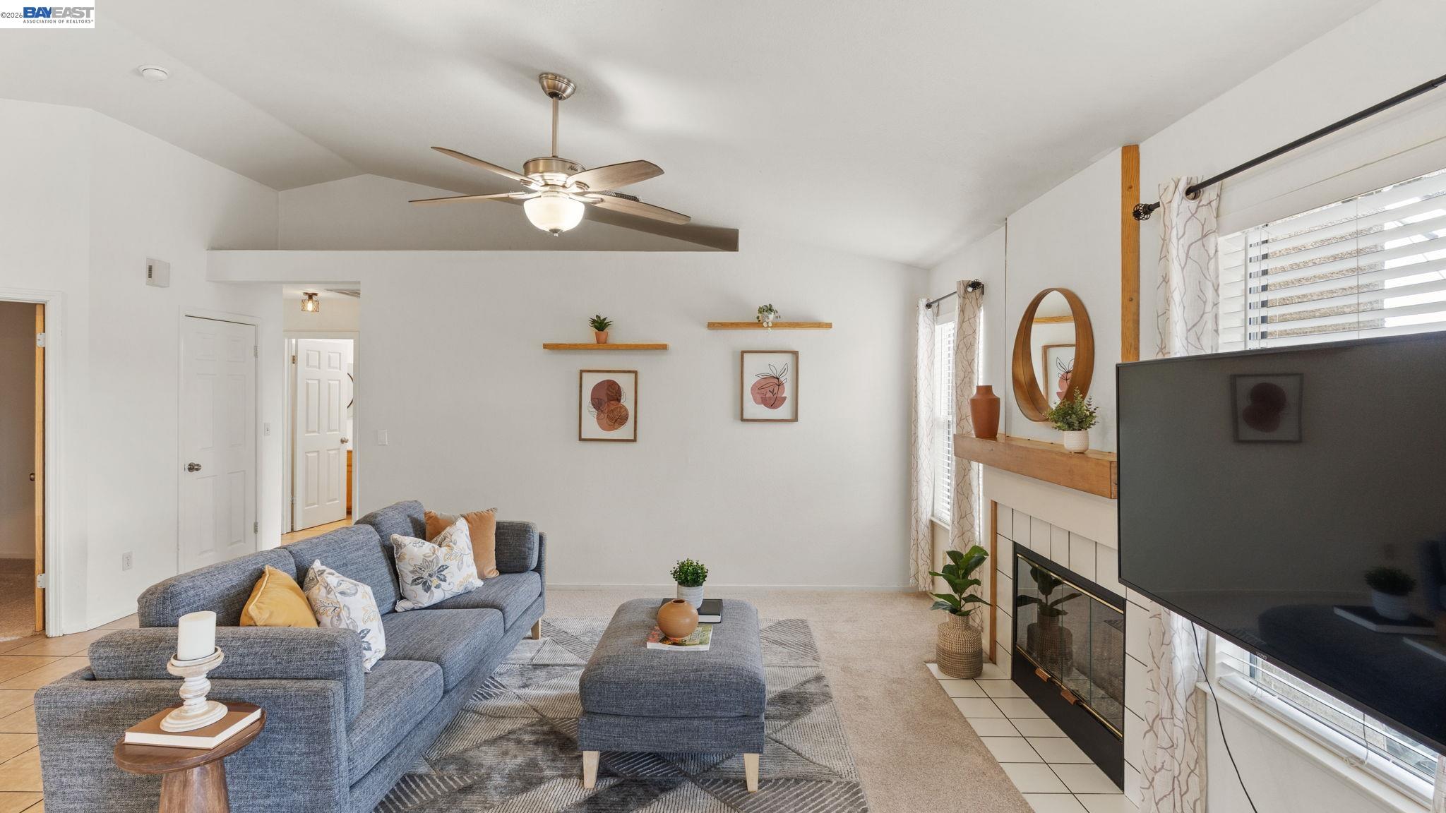 1571 Spring Court Tracy, CA 95376 - Photo 4 of 33