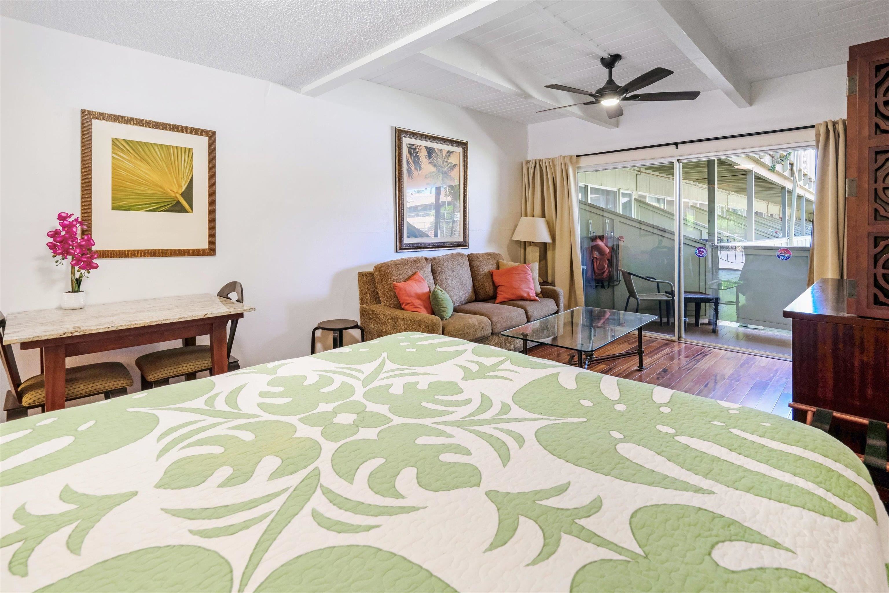 715 South Kihei Road, Unit B 120 Kihei, HI 96753 - Photo 17 of 36 a bedroom with a bed a large window with the outer view
