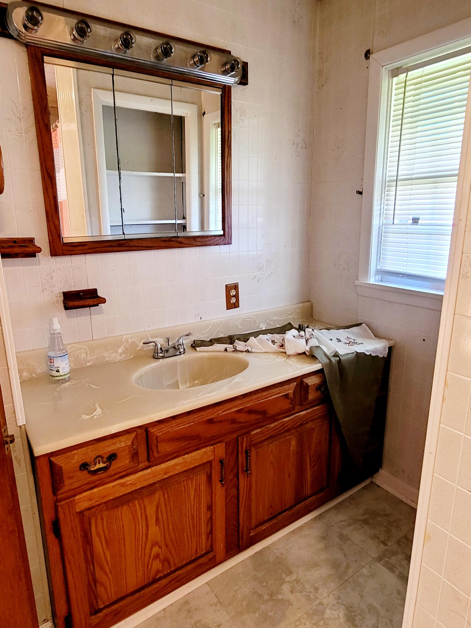 3350 DC Caney Ridge Road Clintwood, VA 24228 - Photo 23 of 28 20211117_143646