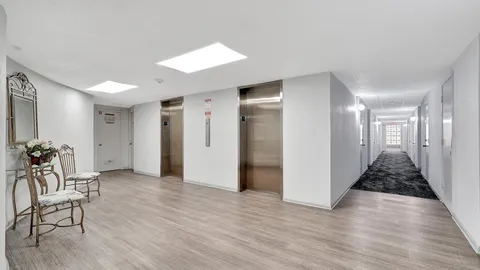 $275,000 | 1825 South Ocean Drive, Unit 908, Hallandale Beach, FL 33009