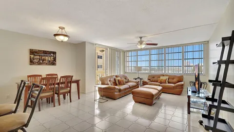 $275,000 | 1825 South Ocean Drive, Unit 908, Hallandale Beach, FL 33009