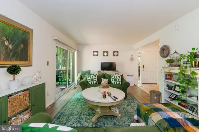 $540,000 | 5258 Patriot Lane, Columbia, MD 21045