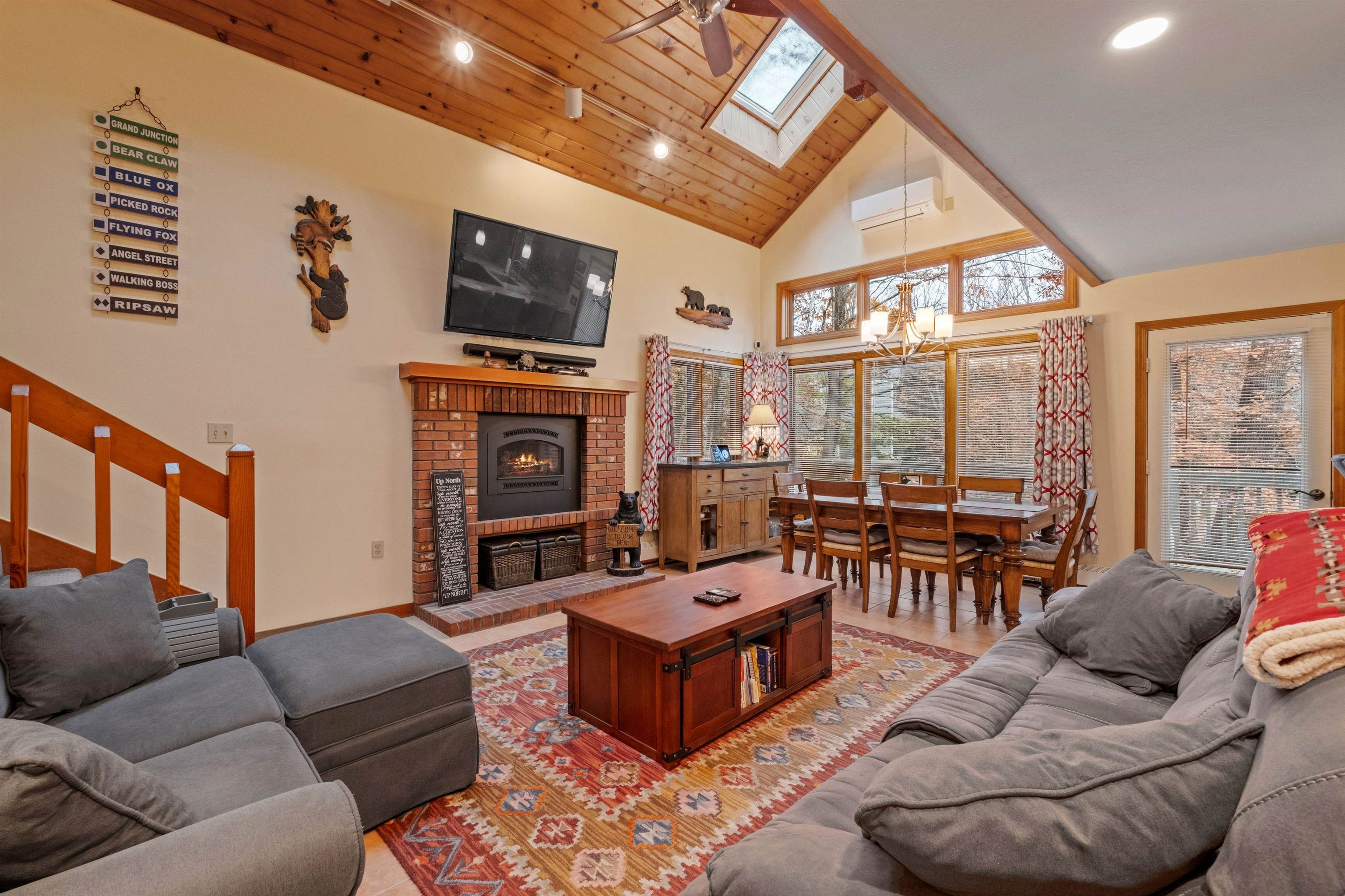 140 Forest Ridge Drive, Unit 3 Lincoln, NH 03251 - Photo 1 of 33