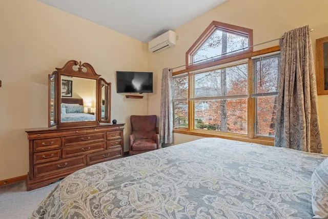 $650,000 | 140 Forest Ridge Drive, Unit 3, Lincoln, NH 03251