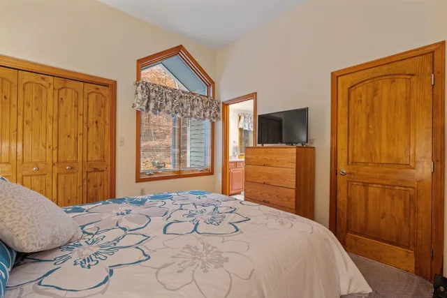 $650,000 | 140 Forest Ridge Drive, Unit 3, Lincoln, NH 03251