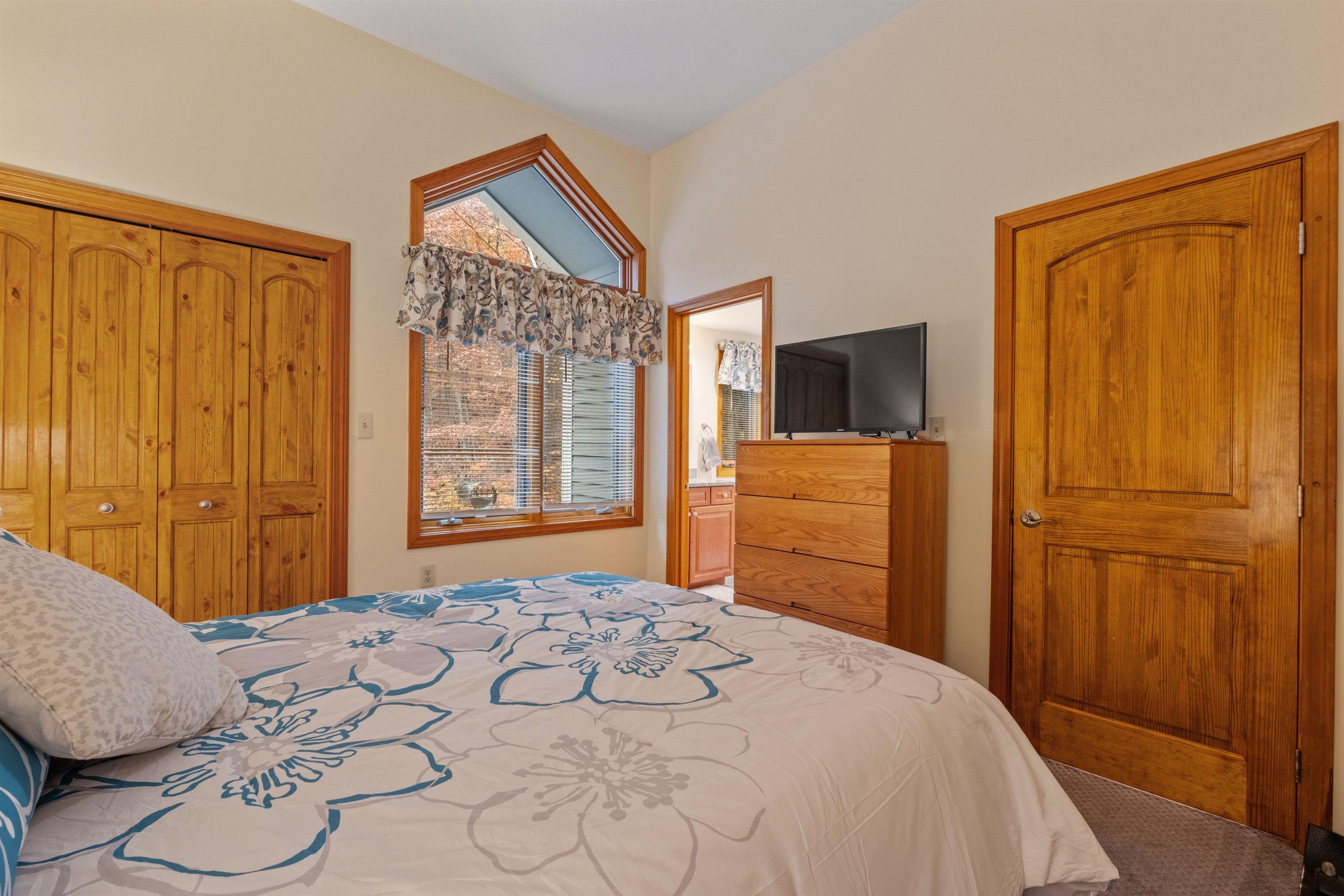 140 Forest Ridge Drive, Unit 3 Lincoln, NH 03251 - Photo 22 of 33