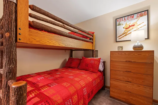 $650,000 | 140 Forest Ridge Drive, Unit 3, Lincoln, NH 03251