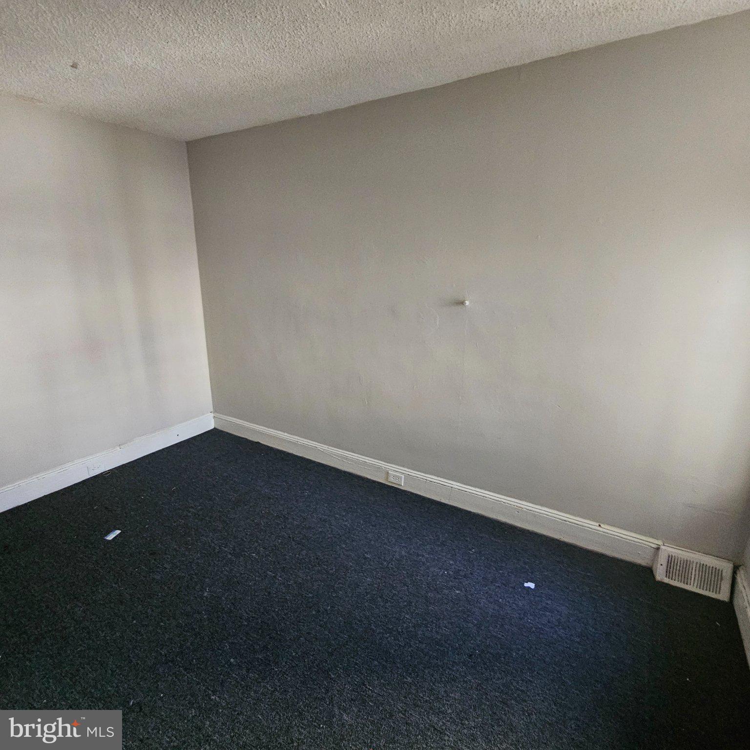 3963 Wyalusing Avenue Philadelphia, PA 19104 - Photo 8 of 14 Spacious room ready for your vision.