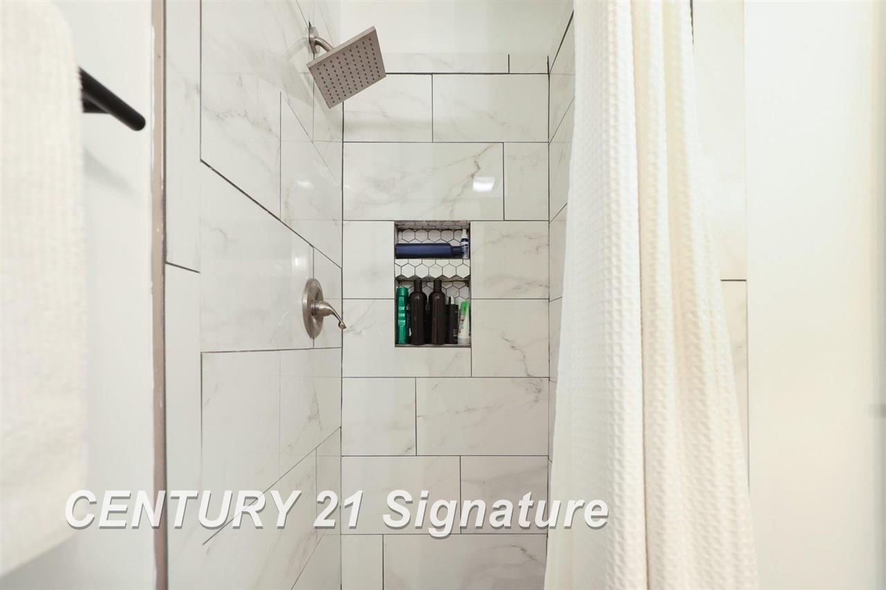 3875 Hackett Road Saginaw, MI 48603 - Photo 34 of 65
