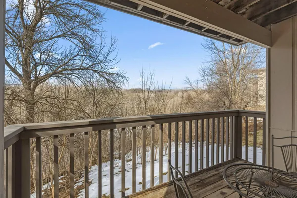 $174,900 | 6625 Buckley Circle, Unit 202, Inver Grove Heights, MN 55076
