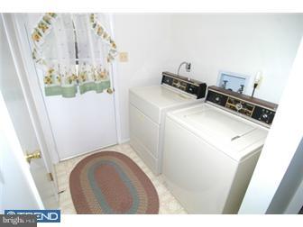 1420 Meade Street Reading, PA 19607 - Photo 9 of 12 Laundry Room