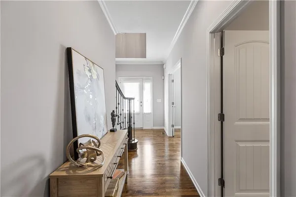 $595,000 | 4450 Summit Street, Kansas City, MO 64111