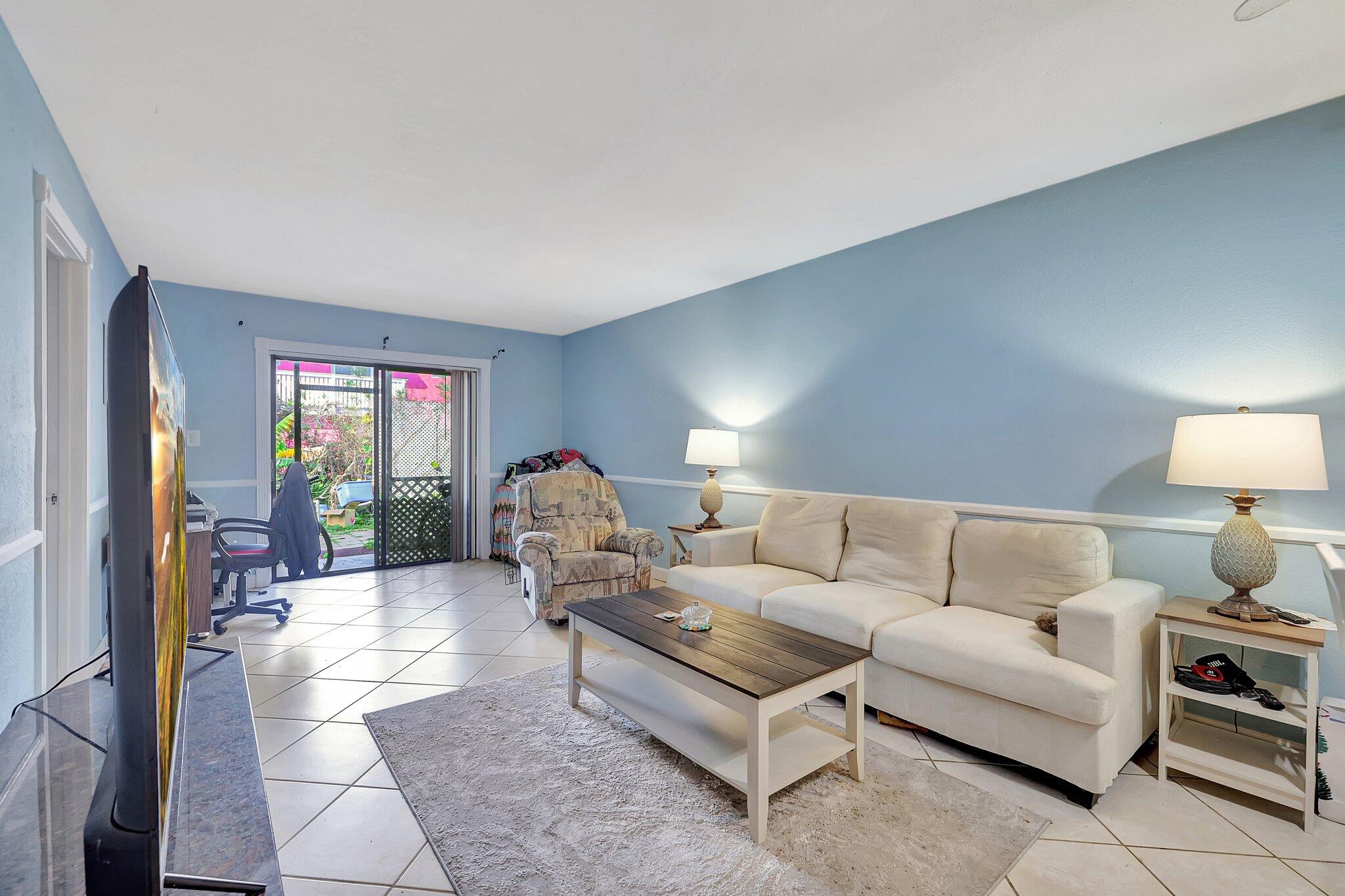 643 Beachcomber Lane Fort Pierce, FL 34949 - Photo 15 of 33 LIVING ROOM APT 5