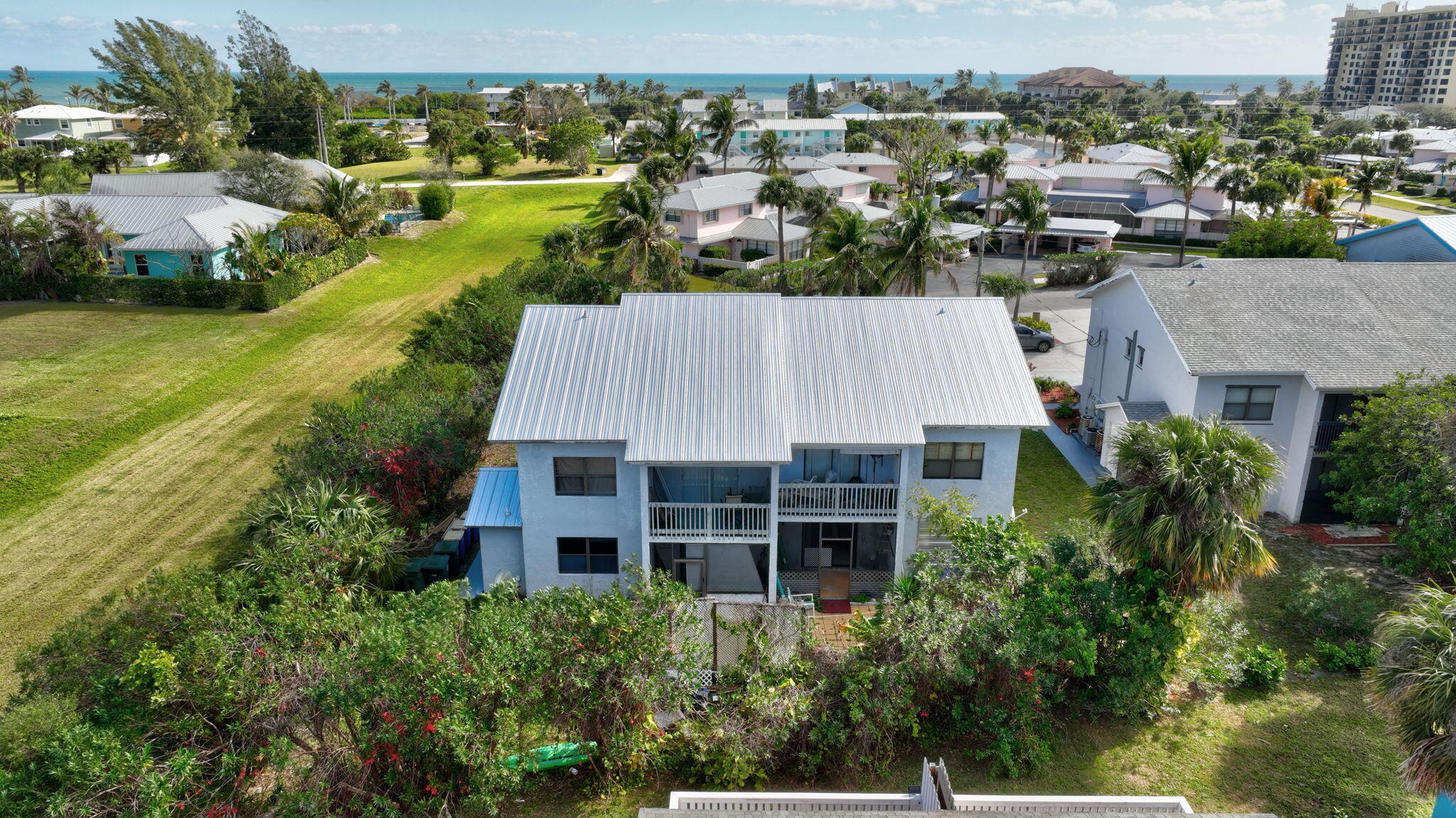 643 Beachcomber Lane Fort Pierce, FL 34949 - Photo 23 of 33 NEW METAL ROOF