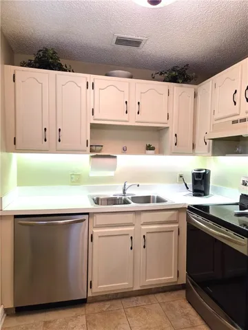 $1,500 | 26 Vista Garden Trail, Unit 203, Vero Beach, FL 32962