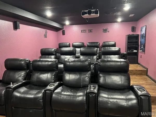 $995,000 | 2385 Brown Road, Van Buren, MO 63965