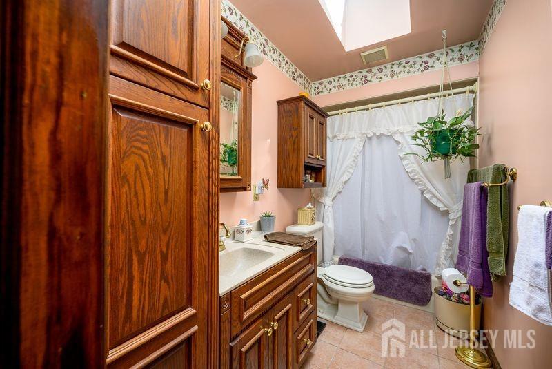 49 University Road East Brunswick, NJ 08816 - Photo 21 of 33 Gallery Image 21