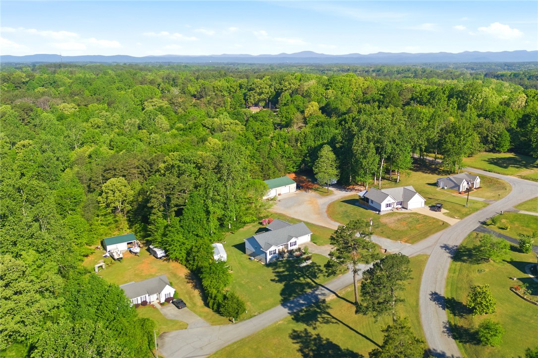 104 Indian Trail Road Seneca, SC 29672 - Photo 37 of 46