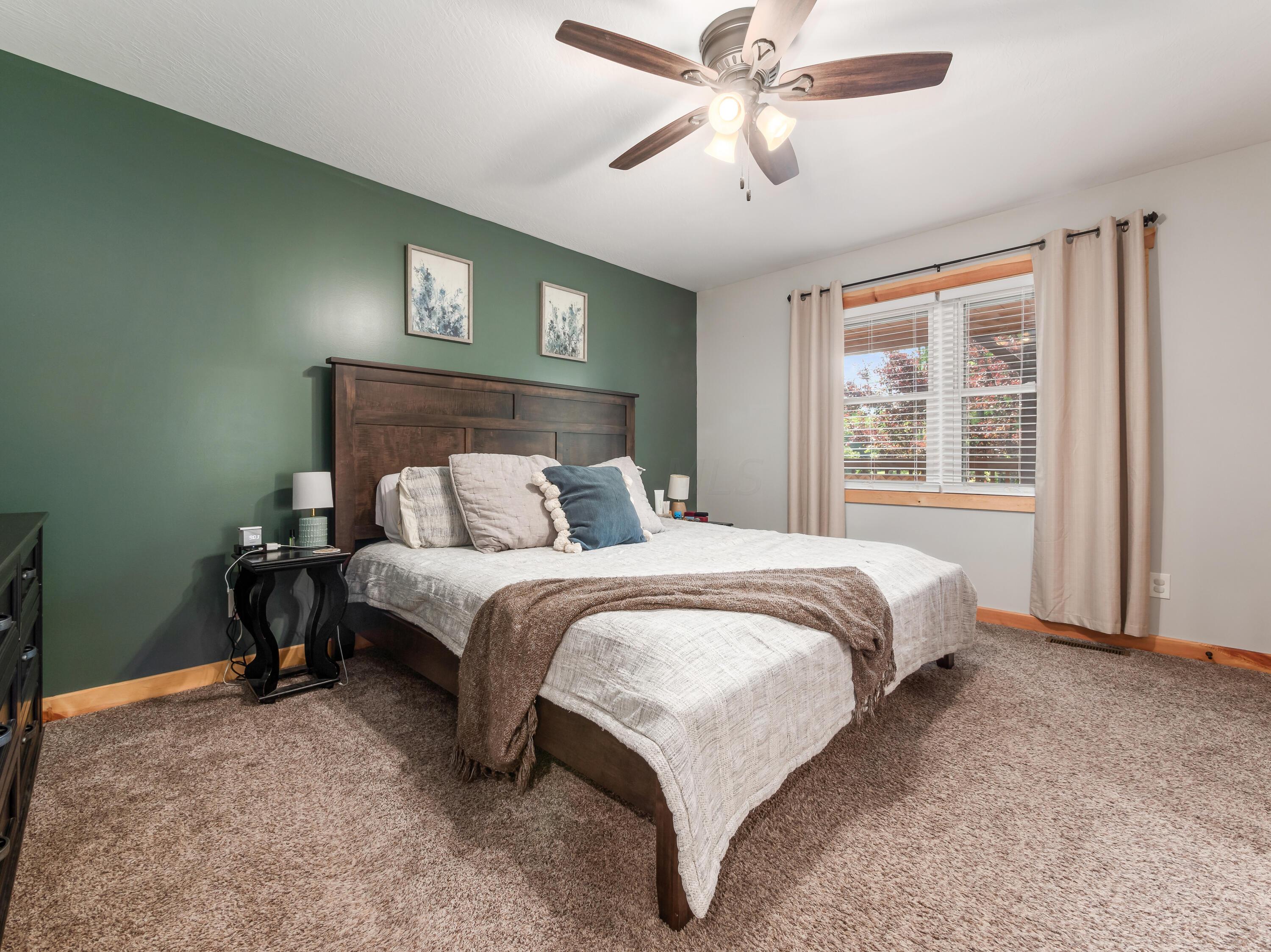 62063 Savage Road Cambridge, OH 43725 - Photo 19 of 49 22-z 62063 Savage045