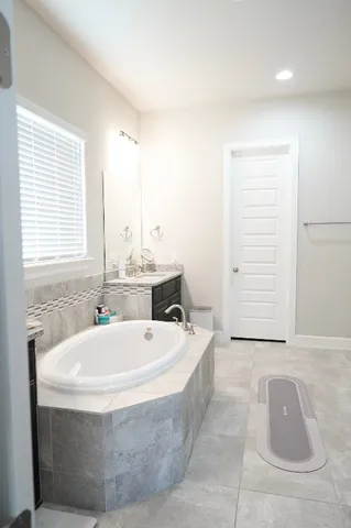 $3,200 | 2943 San Milan Pass, Round Rock, TX 78665