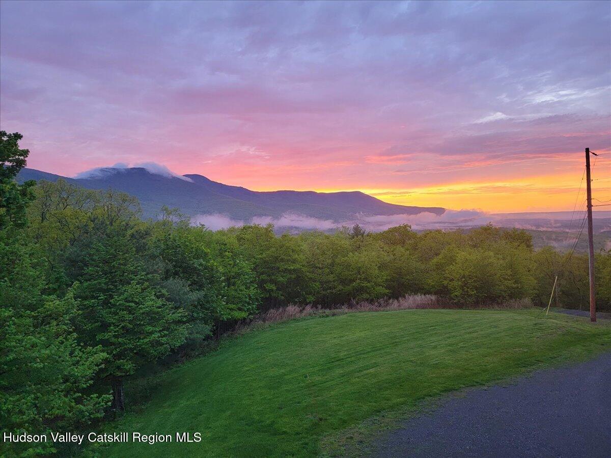 20 Joshuas Path Round Top, NY 12473 - Photo 2 of 43 02-Sunset