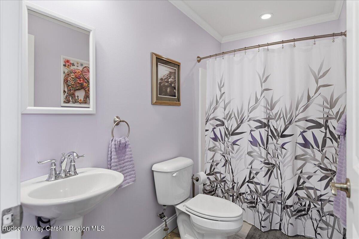20 Joshuas Path Round Top, NY 12473 - Photo 22 of 43 22-1st Floor Guest Bath